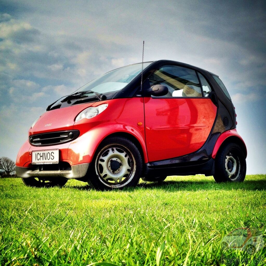 My 2003 Smart Fortwo cdi - Phat Red