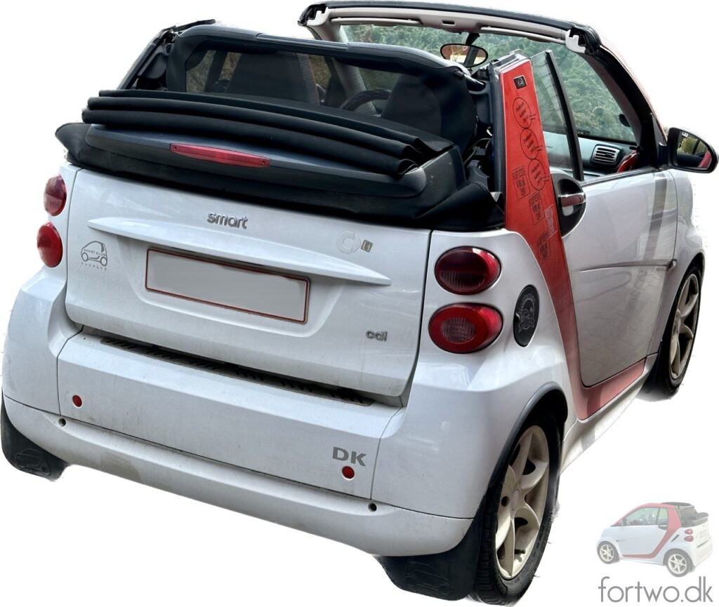 My Smart Fortwo Cabrio with its roof down.