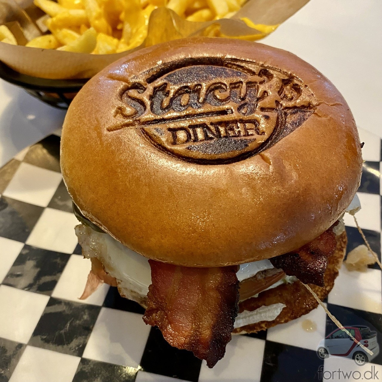 A branded burger at Stacy's Diner in Køge.