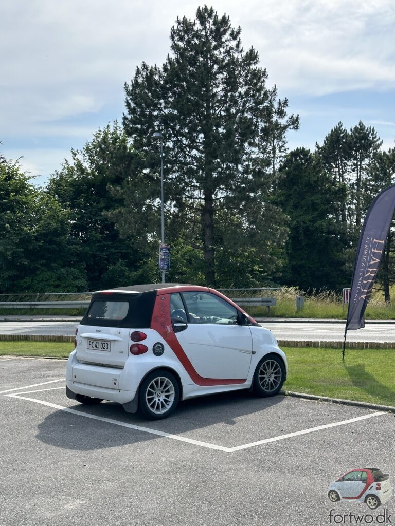 The perfect parking space for a Smart Fortwo