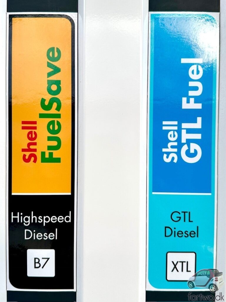 Fuel pump with the choise between Shells FuelSave Diesel, and their Shell GTL Fuel Diesel.