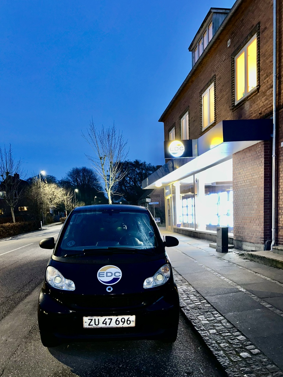 One of the EDC real estate agencies has a Fortwo